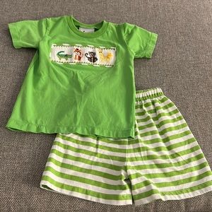 Zoo Animals Smocked Shorts Set - 24 months